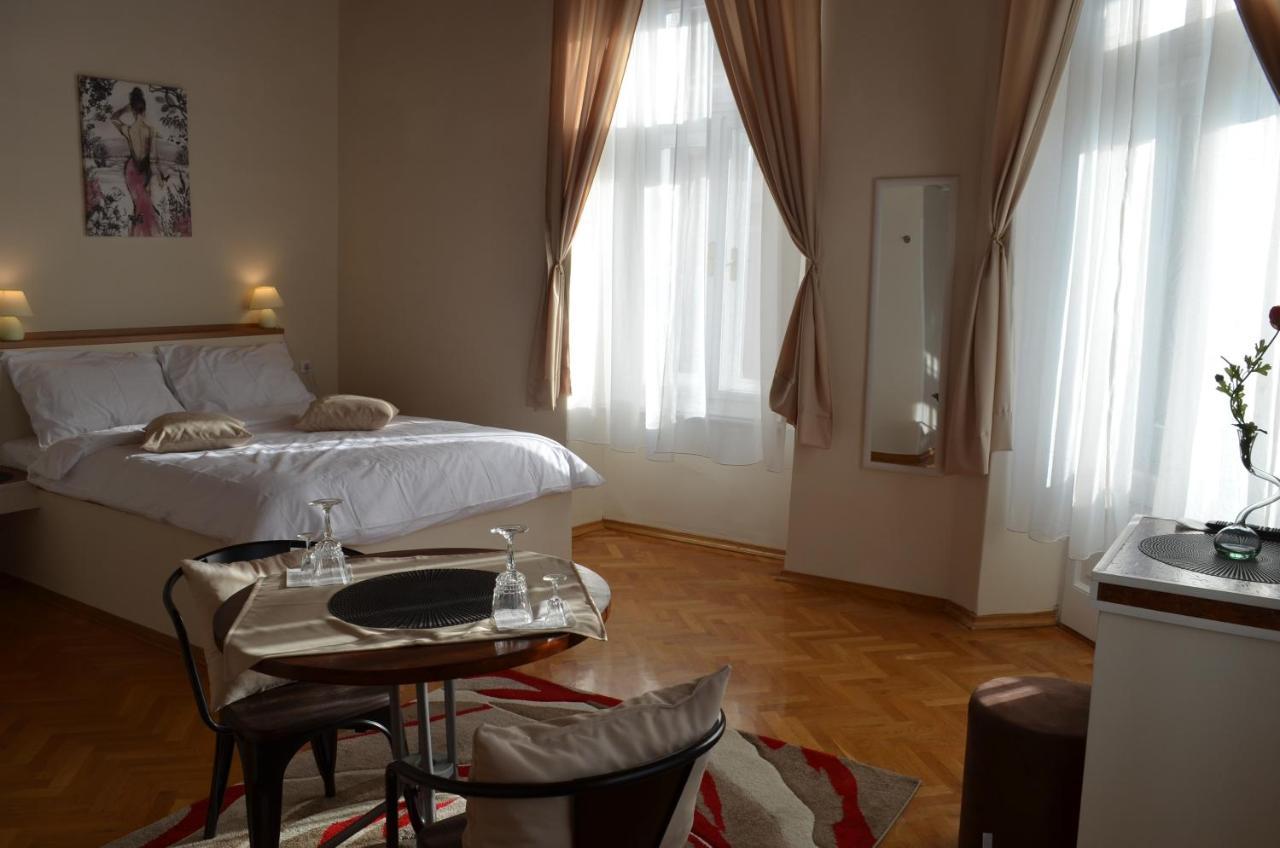 Rooms & Apartments Infinity Rijeka Exterior foto
